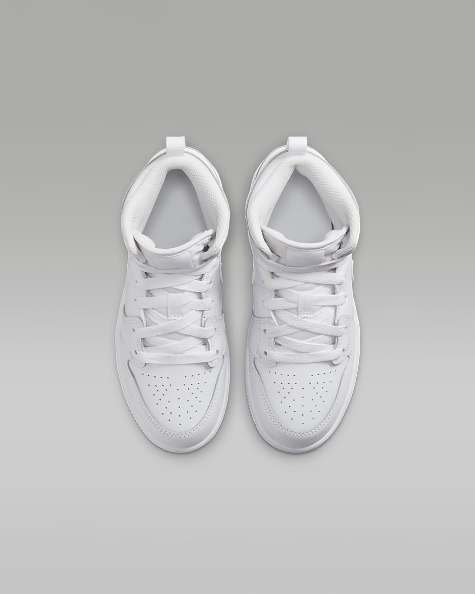 Jordan 1 Mid Younger Kids Shoe. Nike CA